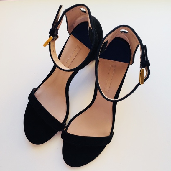NWOT Stuart Weitzman Strappy Sandal - Picture 3 of 7